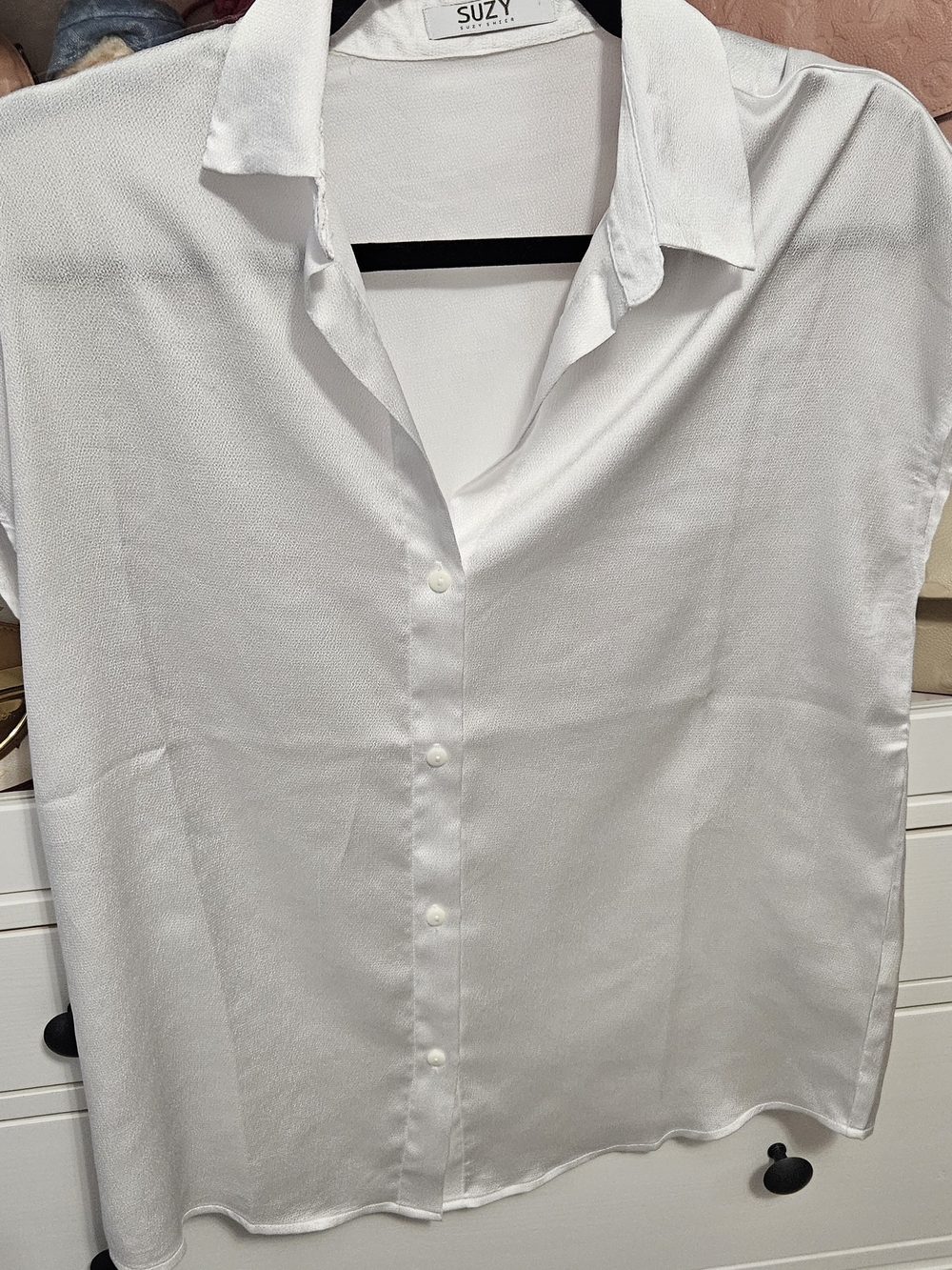 White Womens Sleeveless Button-Up Shirt